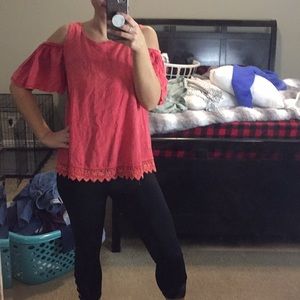 Altard state cold shoulder blouse!